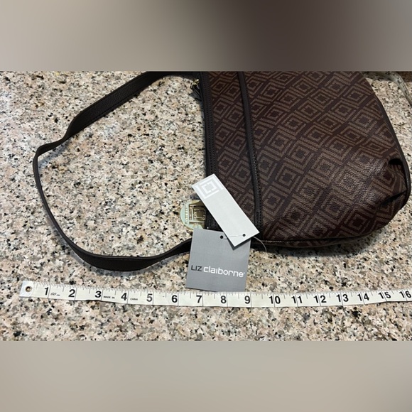🆕 LIZ CLAIBORNE SHOULDER BAG NWT - Picture 7 of 7